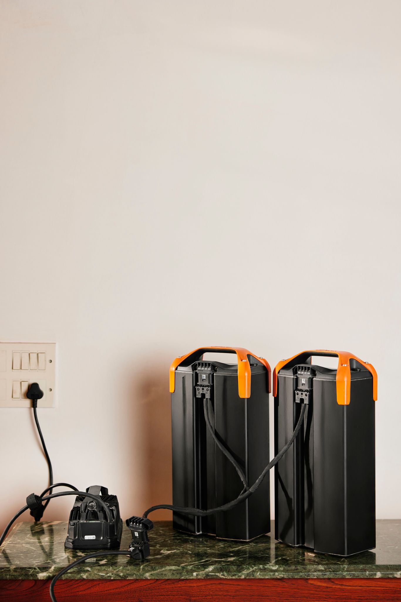 Y-Connector for Dual battery home charging [Non Connected]