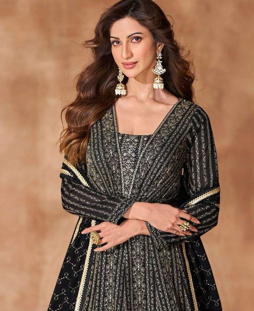 Traditional black anarkali suit for women wedding wear