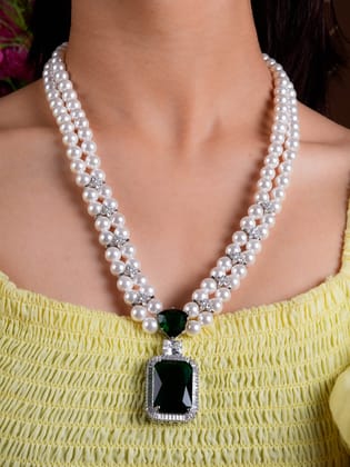 Imperial Green Emerald Pendant Necklace