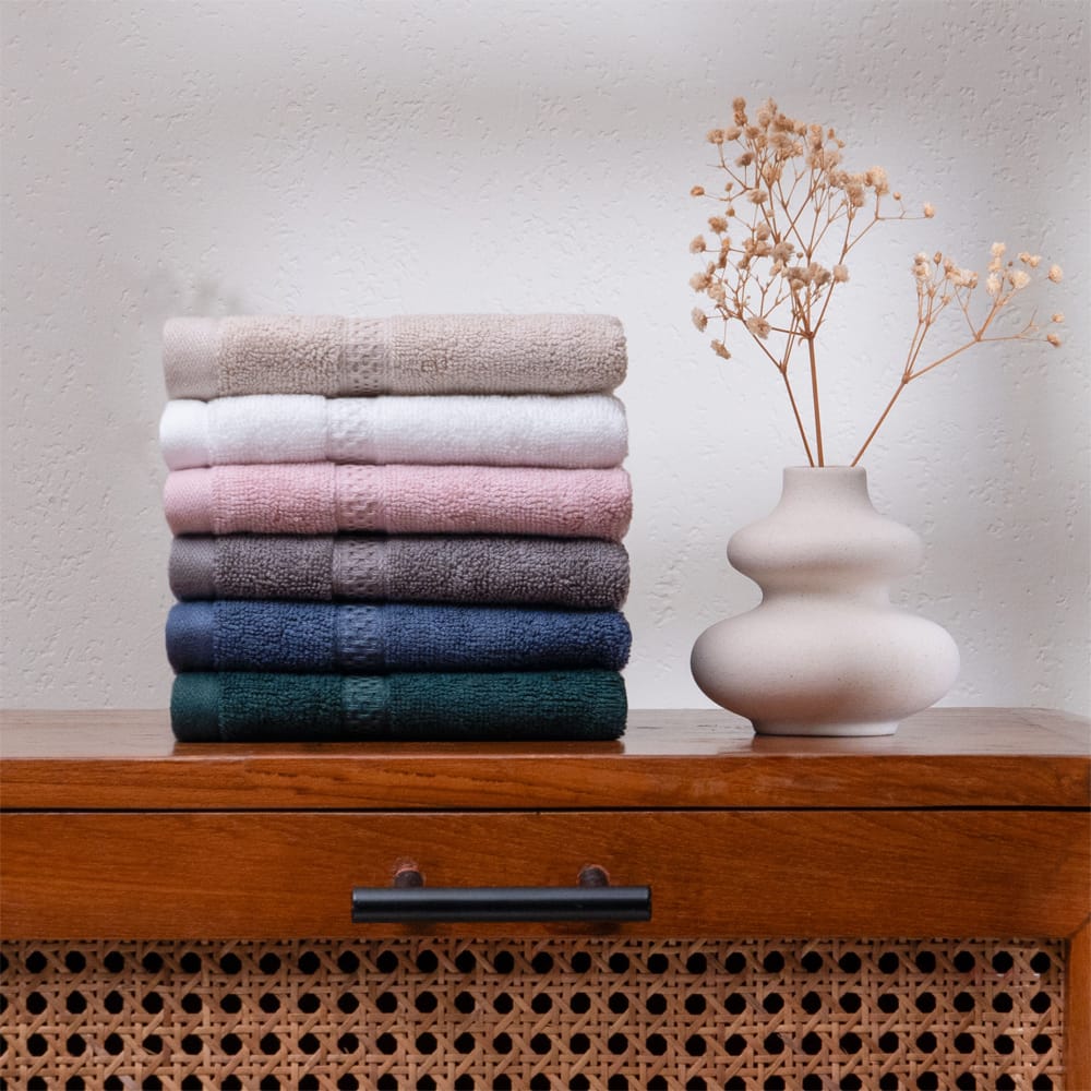 Luxurious Men Feather & Spun Bamboo Cotton Face Towel(Pack of 4) | Lavender Fragrance | Oeko-TEX