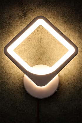 SPARKWORLD 8W Diamond-Shaped LED Wall Sconce Warm White Accent Light | Colour: Modern Square