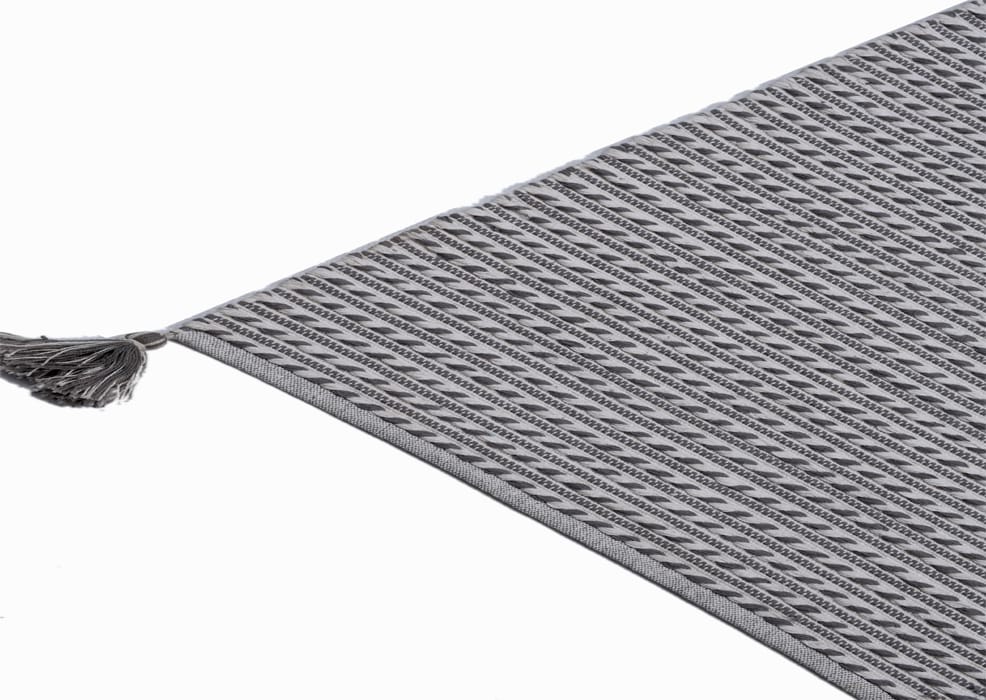 Villa Choti Artisan-Crafted From Cotton, This Accent Rug Embraces Natural Fibers