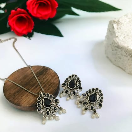 Pearl Oxidised Jewelry Set | Sarichka-Black