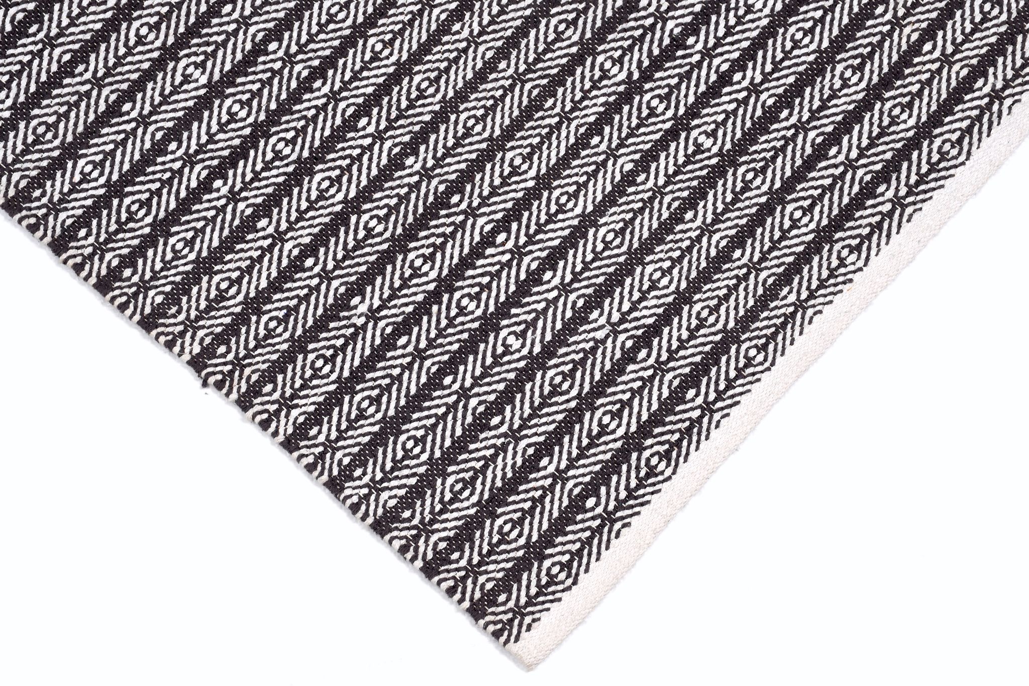 Miki Made from 100% cotton or cotton blends, which are soft and breathable.