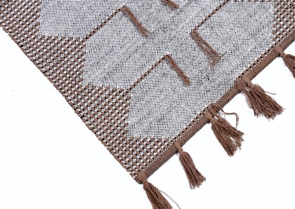 Shree Cotton allows airflow and feels soft underfoot.