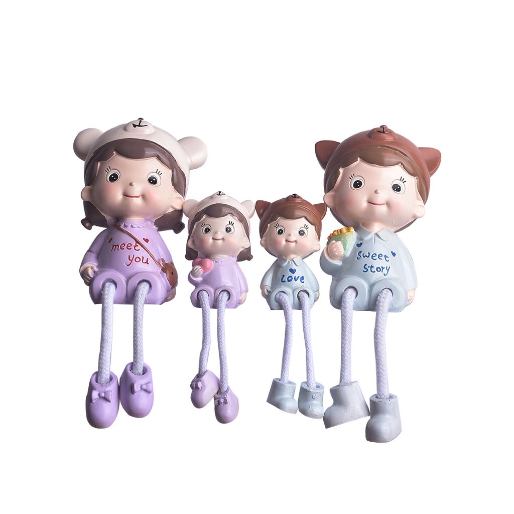 Family Miniature Statue with Bear Cap | Showpiece Statue | Best Gift Items | Gift Ideas For Women | Gift Ideas For Men | Best Family Gifts | Unique Gifts Family | Good Family Gifts