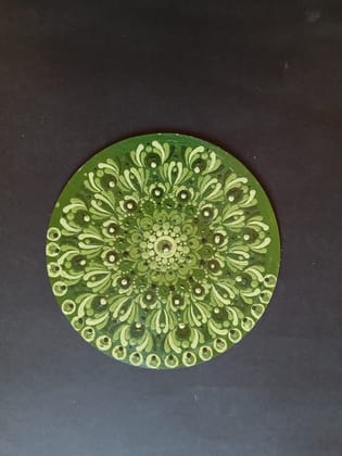 Hand-painted Green Mandala Dot Art Wall Hanging | Vibrant Home Decor Plate
