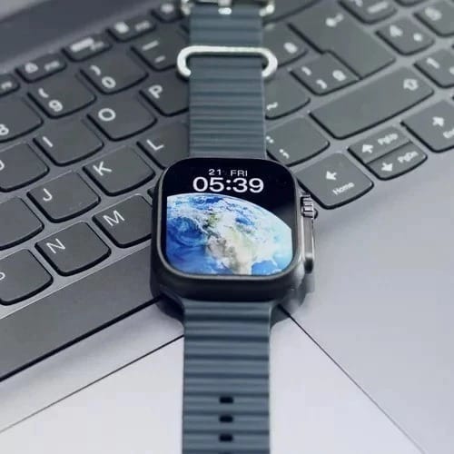 Smartwatch with HD Display & Black Silicone Strap - Advanced Health & Fitness Tracker