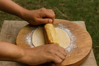 ECOCASK Wooden Rolling Pin for Kitchen | Large Natural Handcrafted Chakla Belan | Eco-Friendly Roti Maker