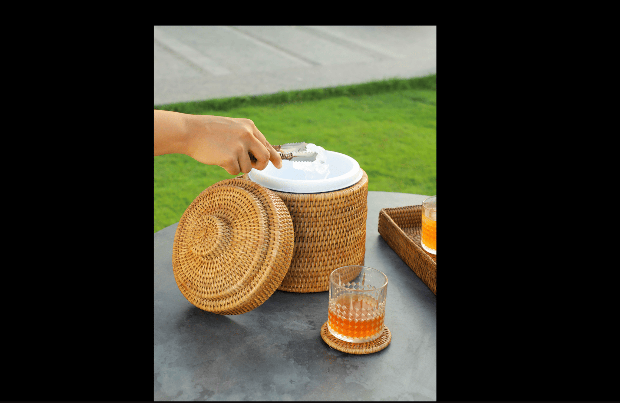 ICE BUCKET WITH TONG