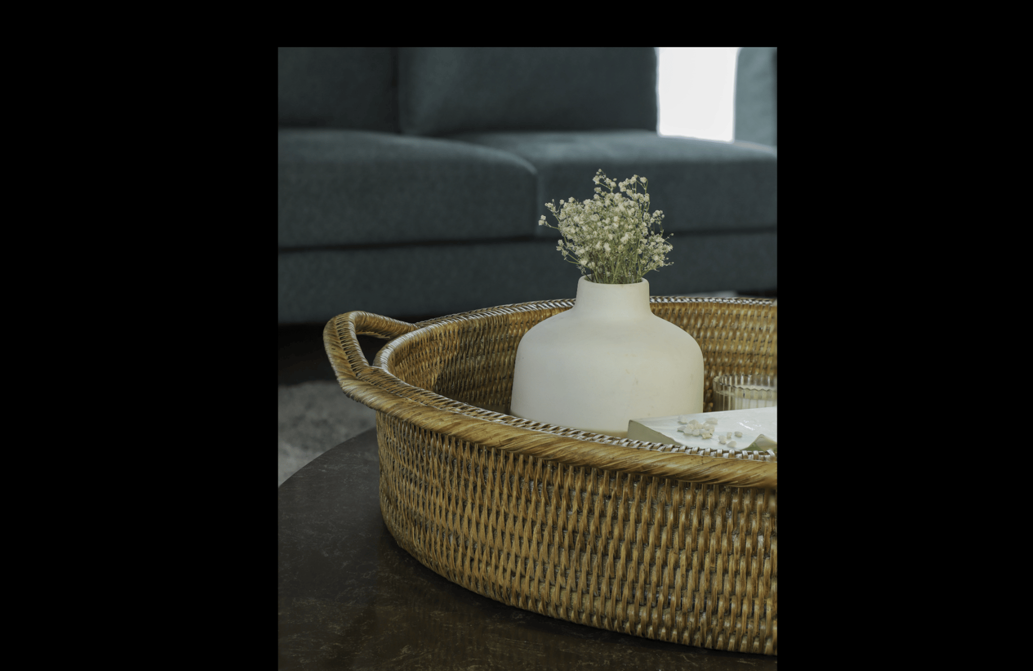 RATTAN Round Tray Medium