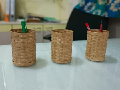 Bamboo pan stand