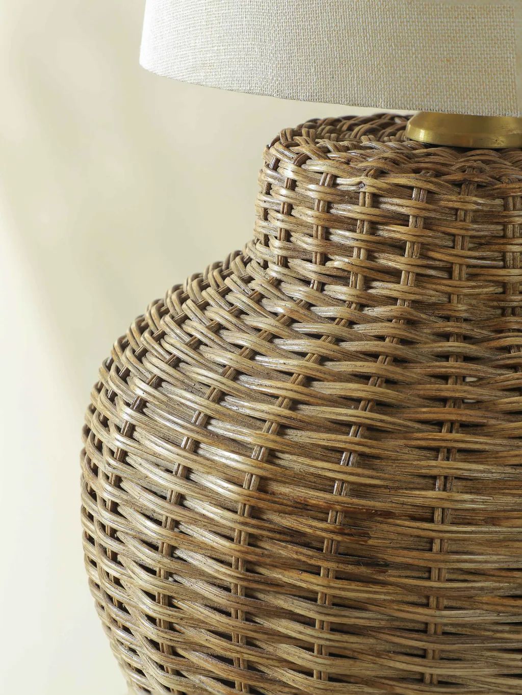 Rattan Lamp - Large