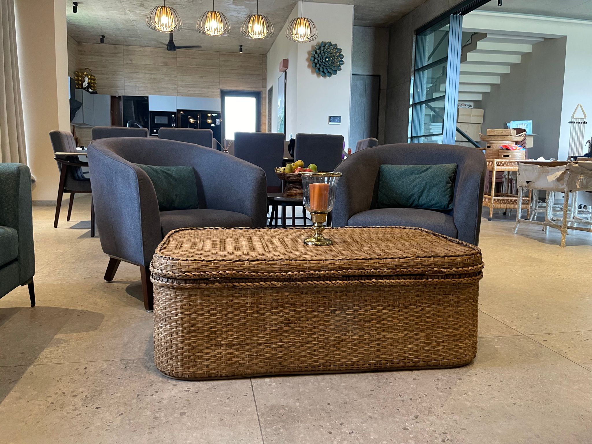 RATTAN TURKEY TRUNK WITH INSIDE TRAY