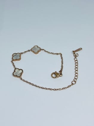 Elegant Rose Gold Plated Clover Mother of Pearl Charm Bracelet