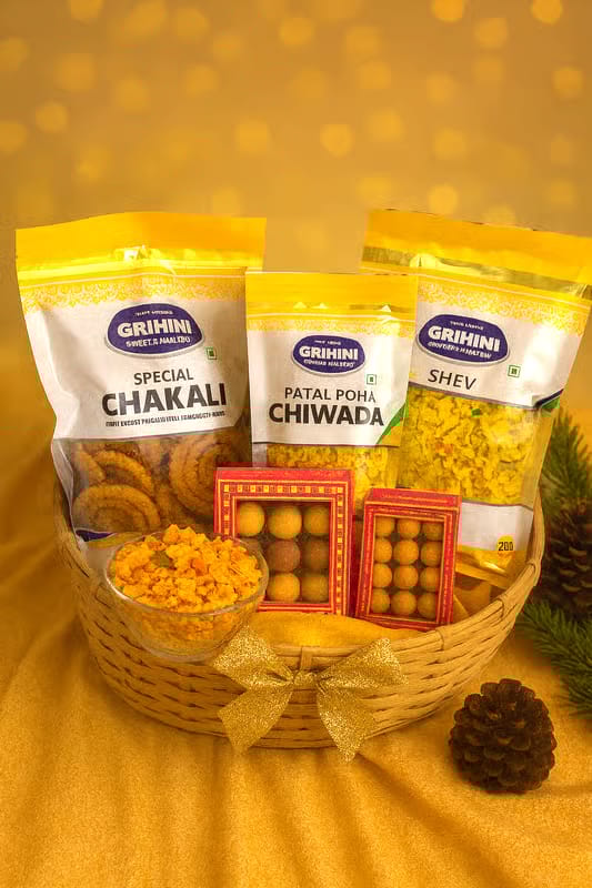 Flavors of India Pack (Special Chakali - 1 Pack, Patal Pohe Chiwada - 1 Pack, Shankarpali - 1 Pack, Besan Ladu - 1 Pack, Multigrain Kadboli - 1 Pack, Shev - 1 Pack, Ladu Combo - 1 Pack)