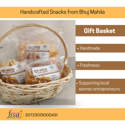 Bhuj Mahila's Gourmet Snack Hamper - Banana & Potato Wafers,(250g + 250g) Makai Poha (25g)g)