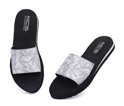 Women-Slippers & Flip Flops