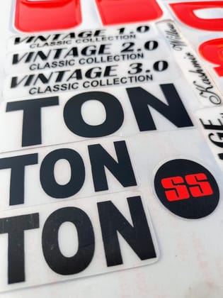 VR3 INTERNATIONAL | 3D Vintage Edition | English Willow | Embossed Cricket Bat Sticker Red