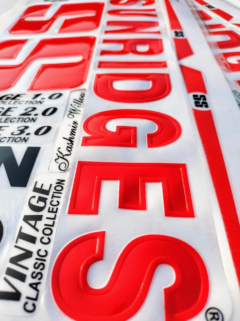 VR3 INTERNATIONAL | 3D Vintage Edition | English Willow | Embossed Cricket Bat Sticker Red