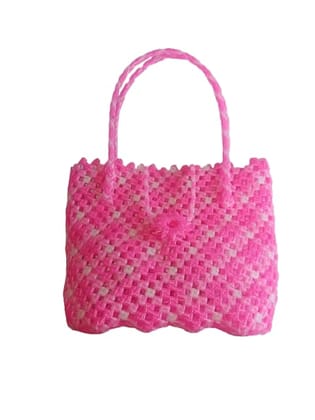 Graceful Charm: Ladies Handbag