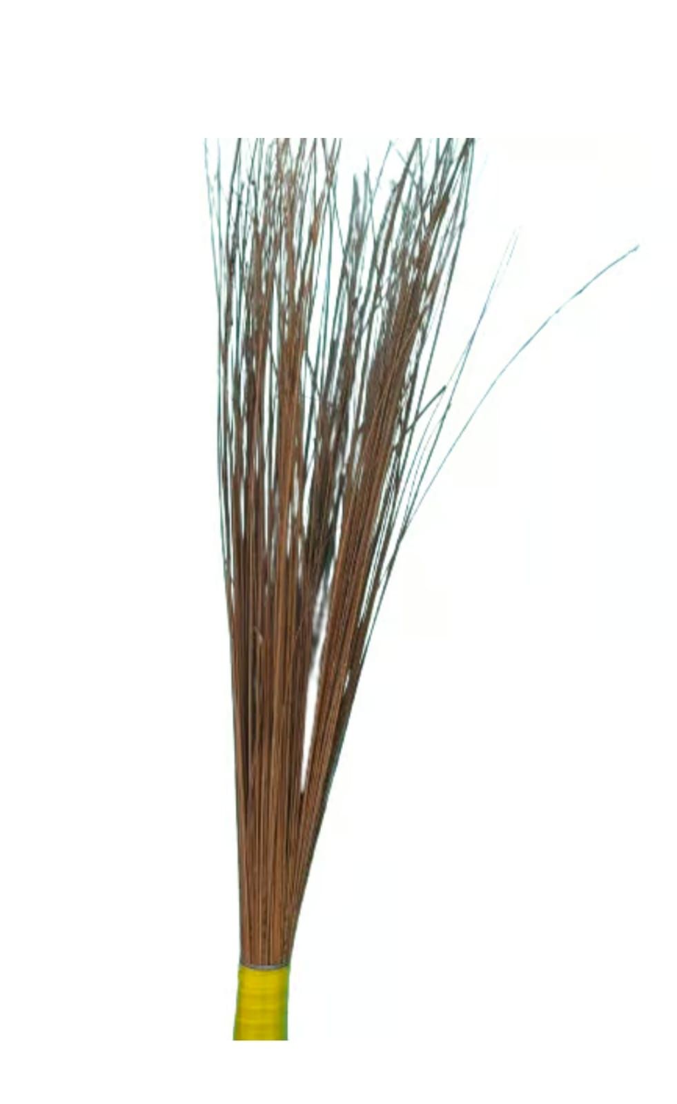Durable Natural Fibre Broom for Effective Indoor & Outdoor Cleaning