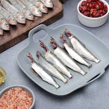 Sardine/Mathi Meen /Boothai/Chaala{12-22pcs/kg Whole cleaned}