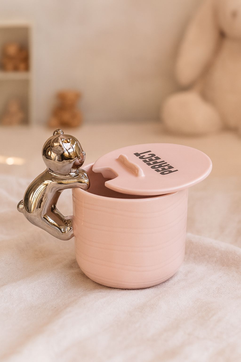 Izzhaar Adorable Bear Ceramic Storage Mug With Lid