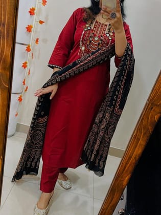 Women's Red Embroidered Cotton Kurta Set with Printed Dupatta