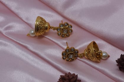 Traditional Gold Plated Pearl & Stone Studded Necklace for Women