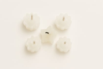 Set of 5 White Floating Flower and Star Shaped Wax Candles