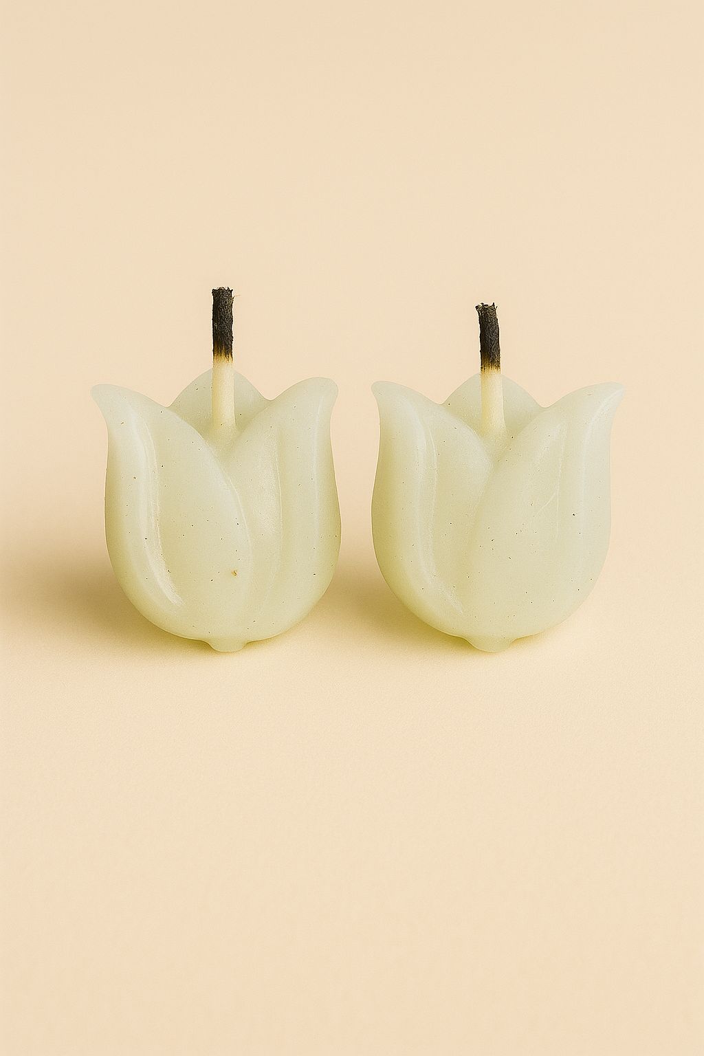 Light Green Tulip Shaped Decorative Wax Candles (Set of 2)