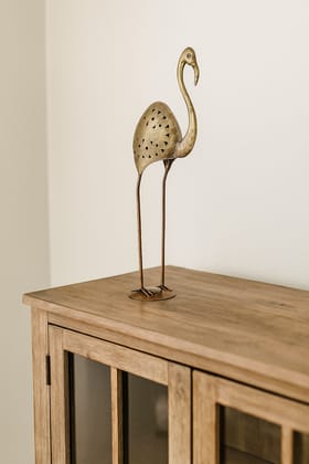 Elegant Metal Flamingo Sculpture with Cut-Out Design