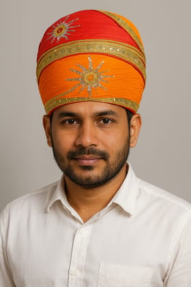 Vibrant Dual-Tone Turban with Golden Lace & Star Embellishments Vibrant Dual-Tone Turban with Golden Lace & Star Embellishments