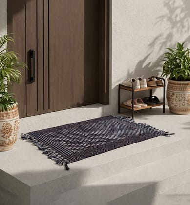 Handwoven Punja Durrie Doormat Handwoven Punja Durrie Doormat