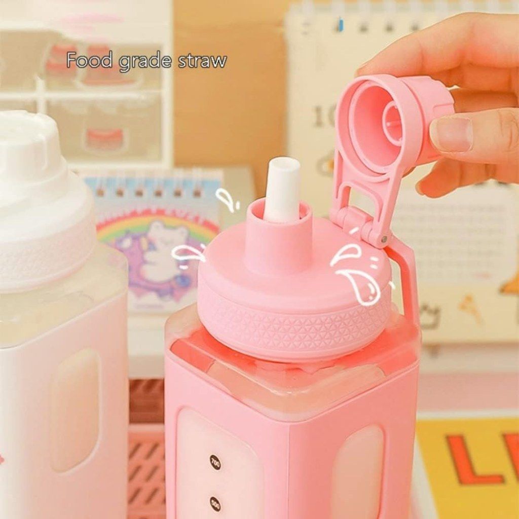Kawaii Water Bottle with Straw and Sticker – Large 700ml Cute Aesthetic Kawaii Bear Sport Plastic Portable Square Drinking Bottle for Girls