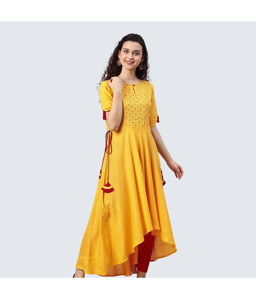 Yash Gallery - Yellow Rayon Women's Asymmetrical Kurti ( Pack of 1 )