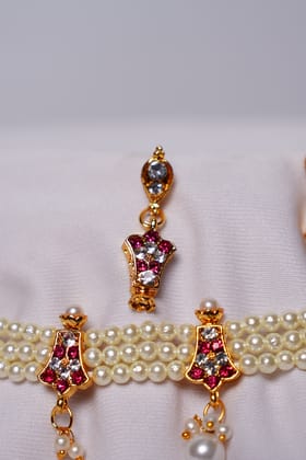 Traditional Chinchpeti Pearl Necklace