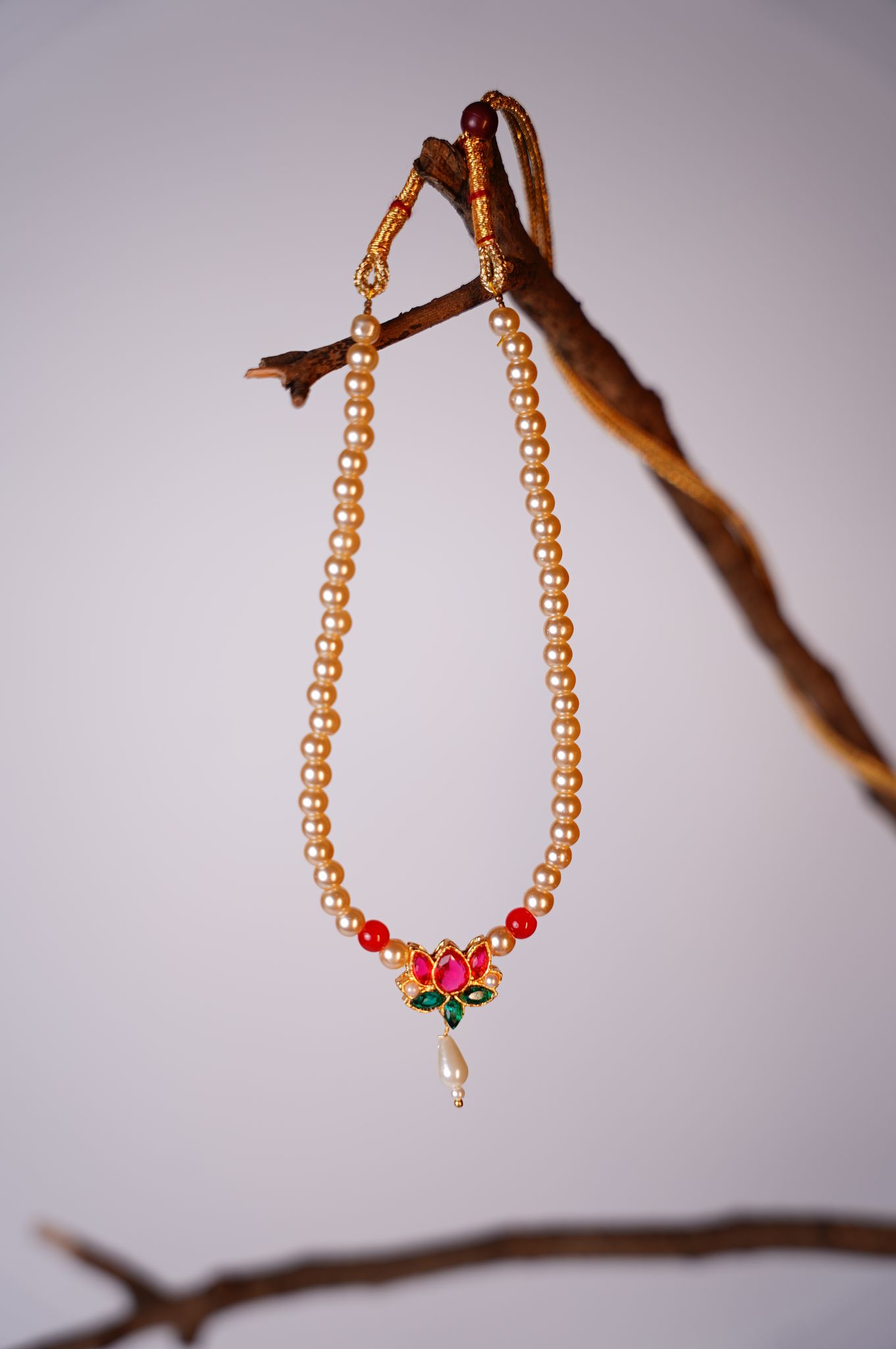 Traditional Maharashtrian Moti Lotus Set