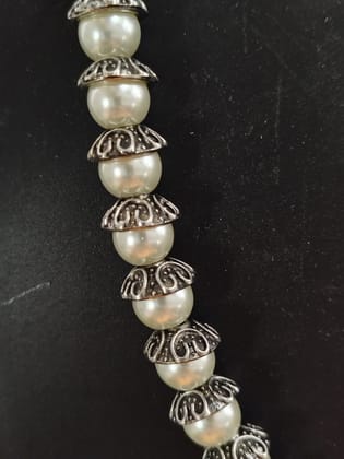 Handwork Pearl and Oxidized Metal Pendant Set