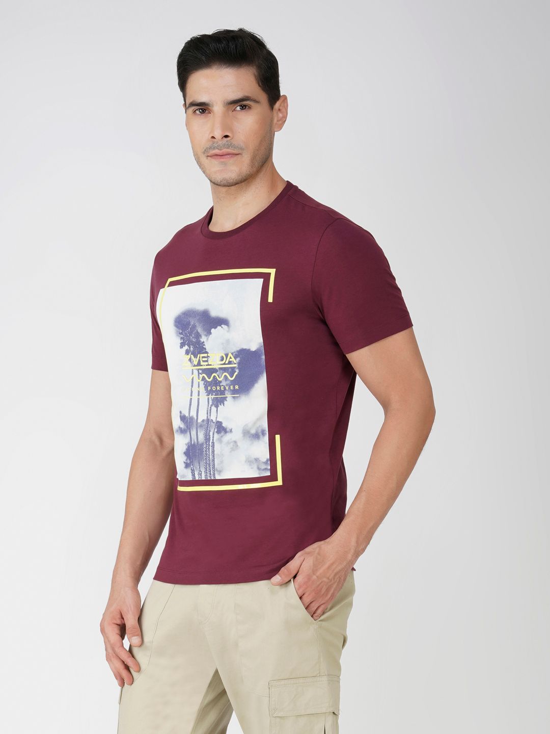 Men’s 100% Cotton Graphic Print T-Shirt European Fit-Maroon