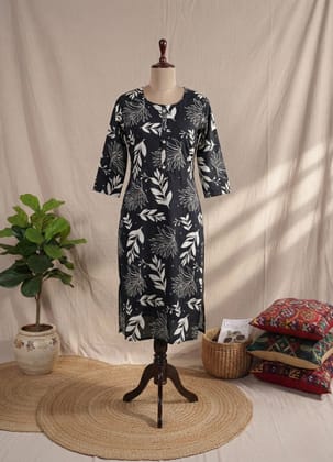 Glamvila Leaf Charm Kurti