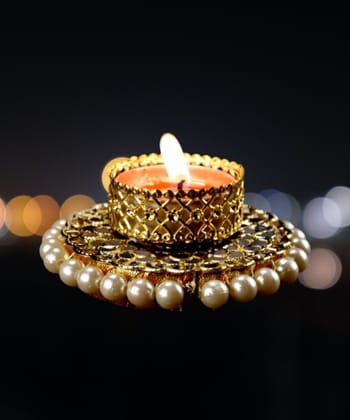 Fancy Panti Pearl Lamp