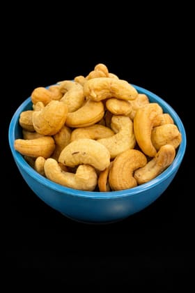 Salted Cashew (W240)