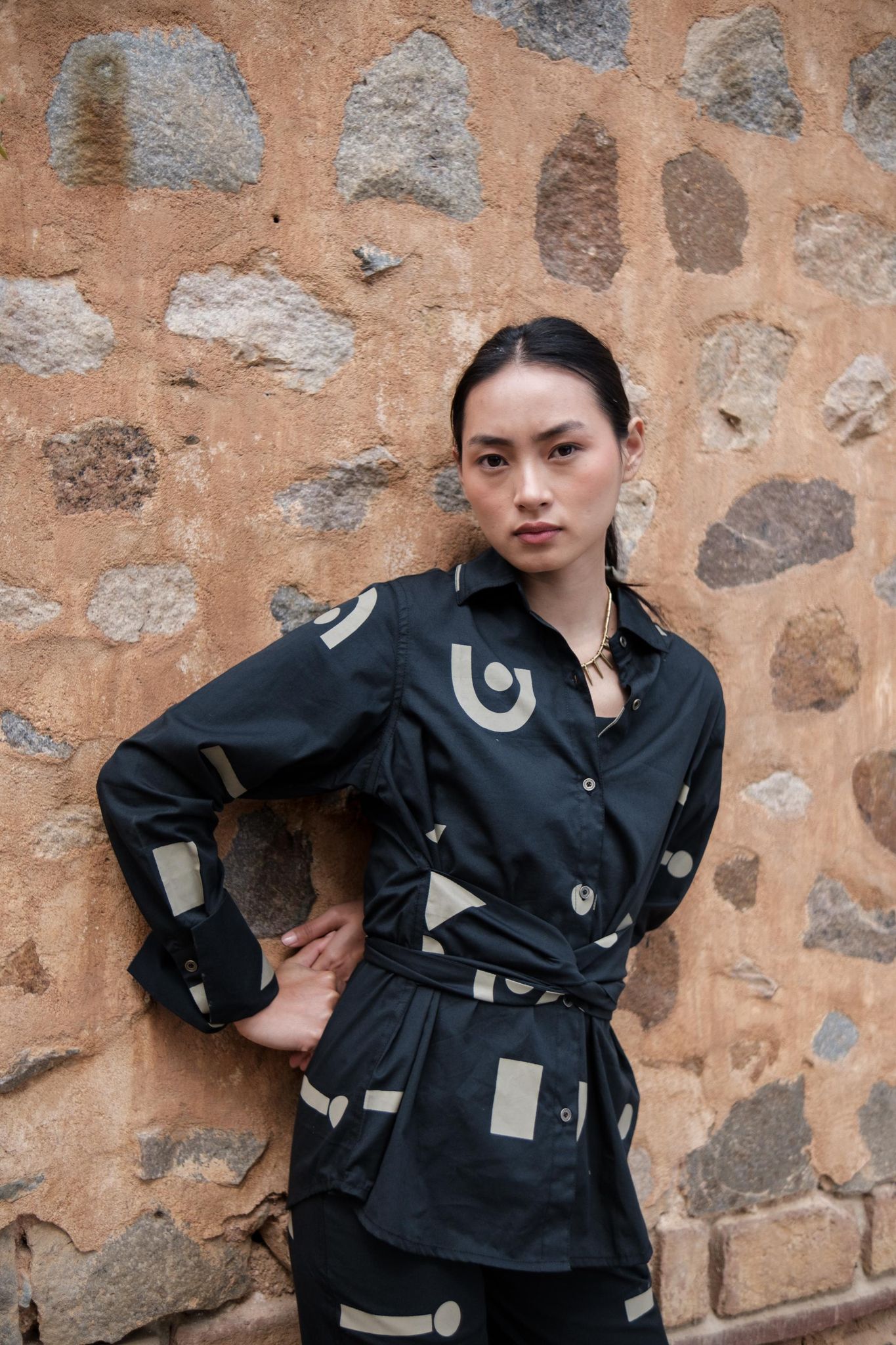 Nara Front knot Shirt Black Triangle Printed-XS