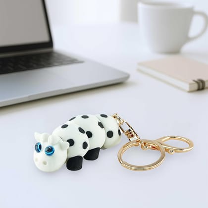 Farm Buddies 3D Printed Keychains – Articulated Animal Toys, Pocket-Friendly Keyrings, Stress Relief Desk Toys for Kids & Adults, Collectible Accessories (Nandu – The Cow, Medium)