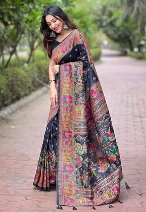 Women's Black Silk Blend Woven Patola Design Saree Women's Black Silk Blend Woven Patola Design Saree