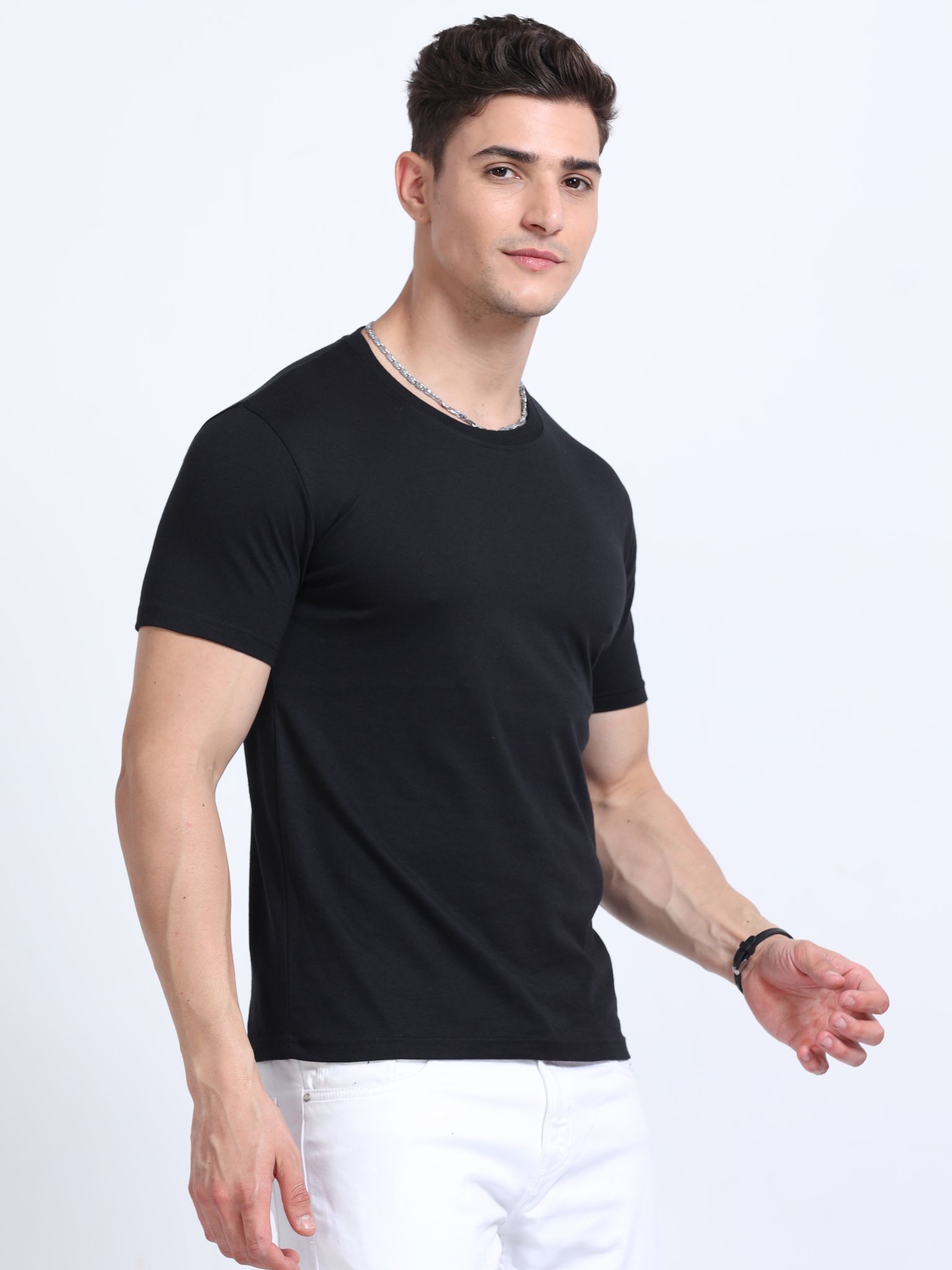 Cotton T-Shirt | Ultrafine Single Jersey | 180 GSM | Biowashed | Eco-Friendly | 100% cotton | Plain tshirt | Black Colour | Size - M (40 Chest / 27 length )
