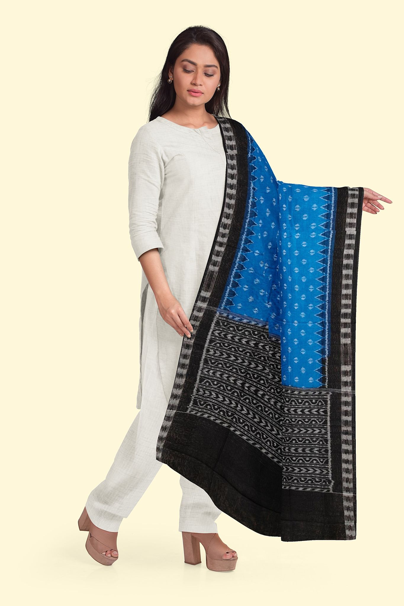 Blue Black Sambalpuri Handwoven Single Ikat Cotton Dupatta SFCDUP196A