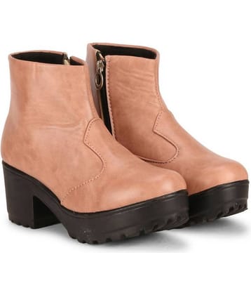 Commander Brown Ankle Length Casual Boots